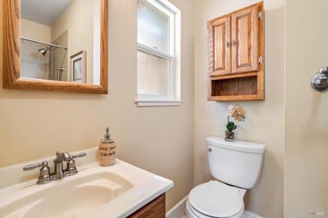 957 Mcnear Avenue Petaluma CA 94952