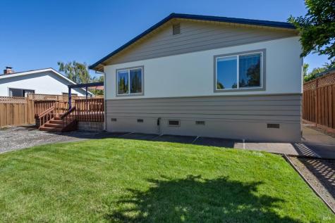 957 Mcnear Avenue Petaluma CA 94952