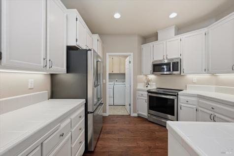 7237 16th Hole Drive Windsor CA 95492