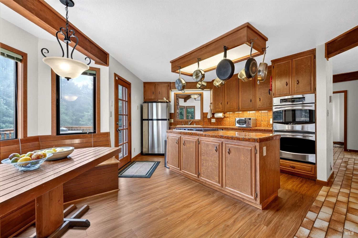 819 Jonive Road Sebastopol CA 95472