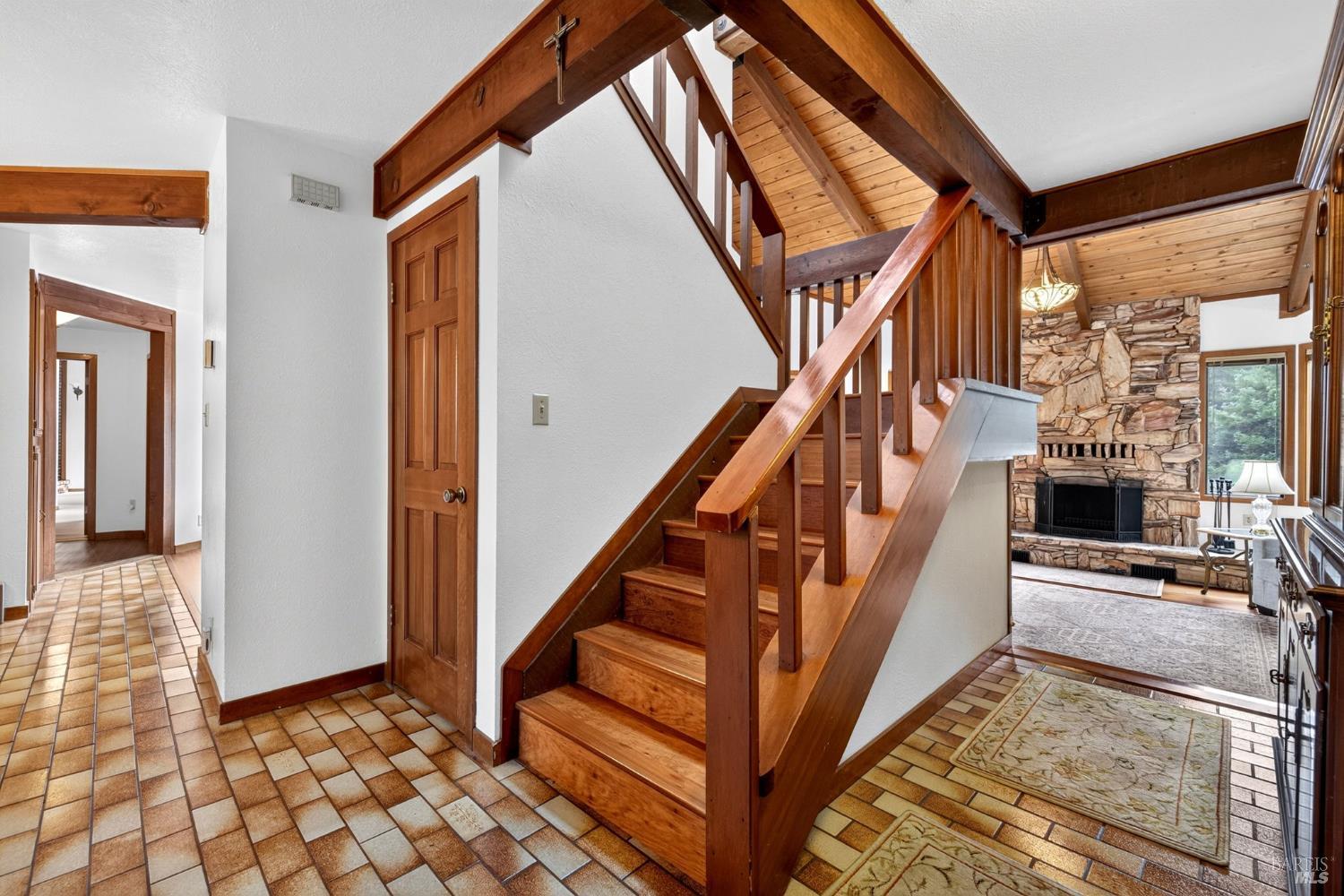 819 Jonive Road Sebastopol CA 95472