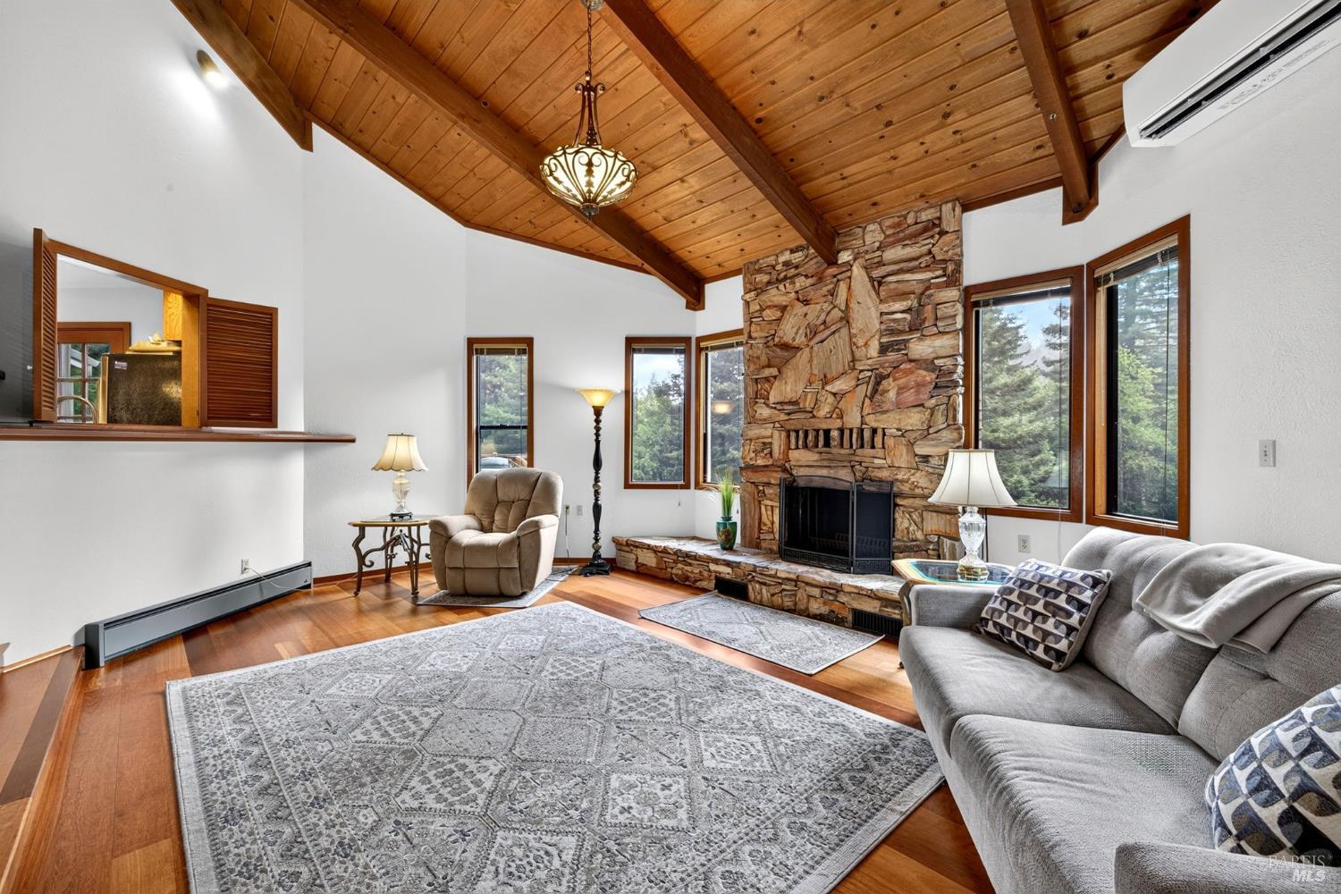 819 Jonive Road Sebastopol CA 95472