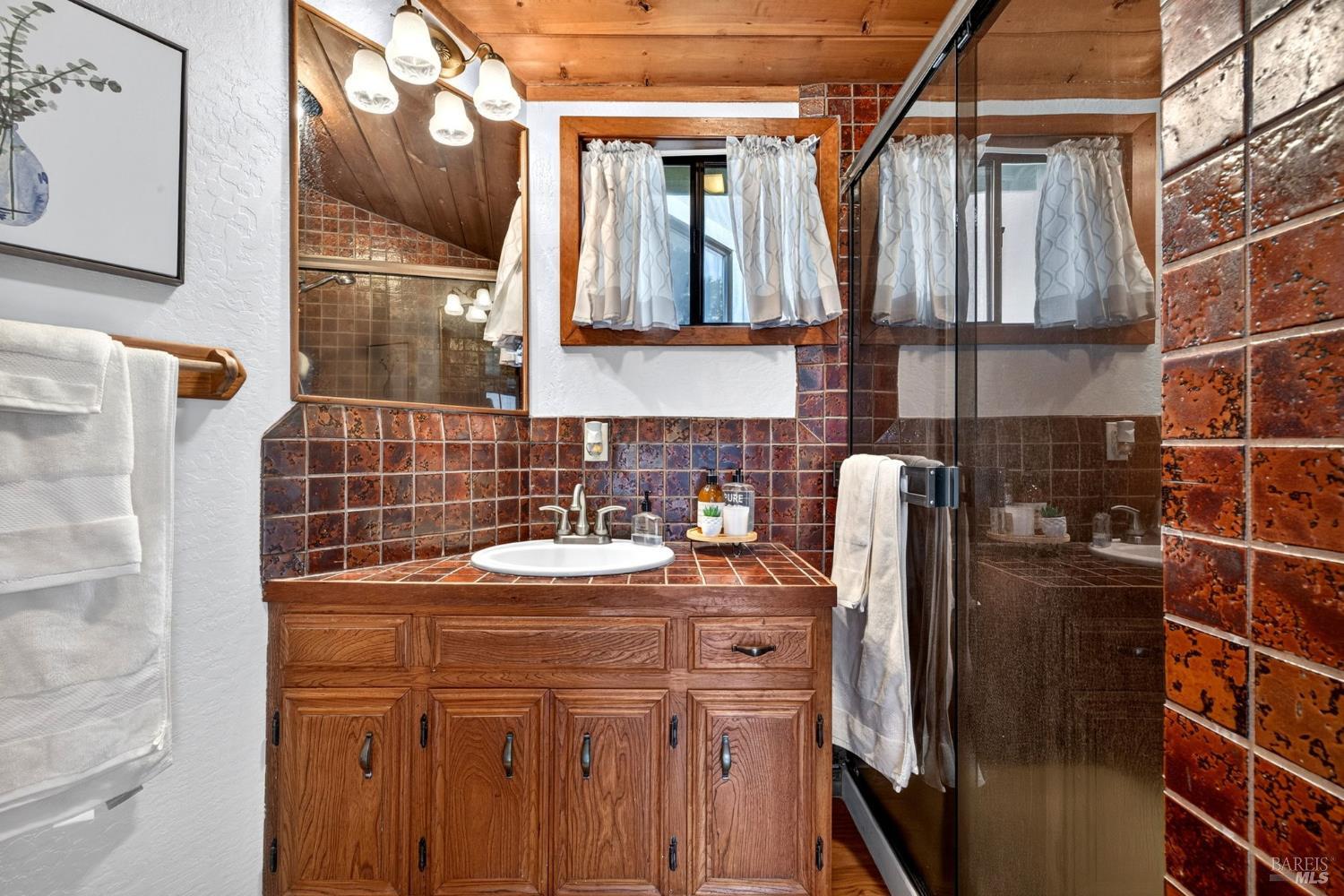 819 Jonive Road Sebastopol CA 95472