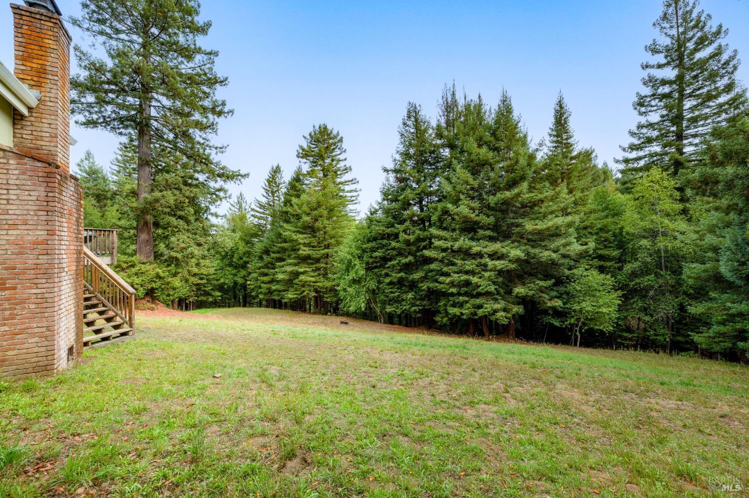 819 Jonive Road Sebastopol CA 95472