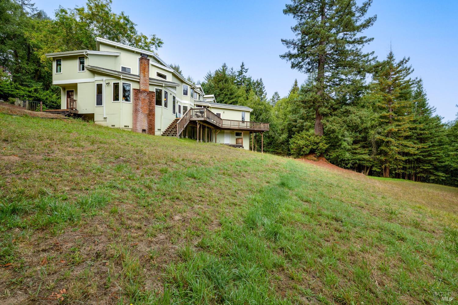 819 Jonive Road Sebastopol CA 95472