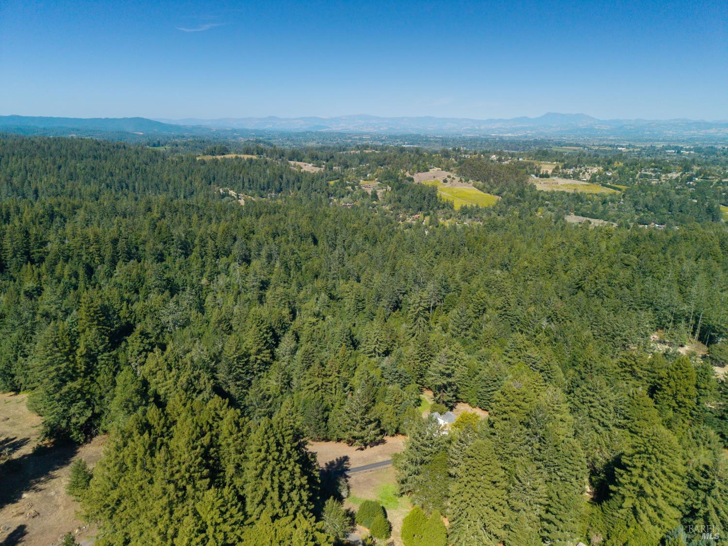 819 Jonive Road Sebastopol CA 95472