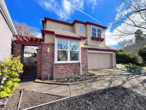 1878 Adobe Creek Drive Petaluma CA 94954