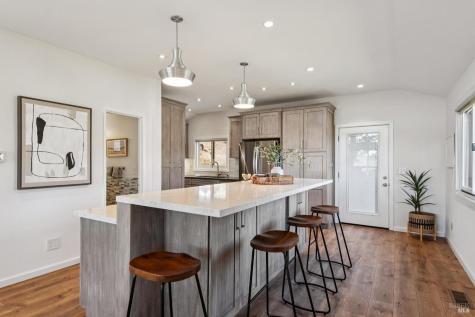 34 Tomahawk Drive San Anselmo CA 94960