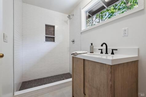 34 Tomahawk Drive San Anselmo CA 94960