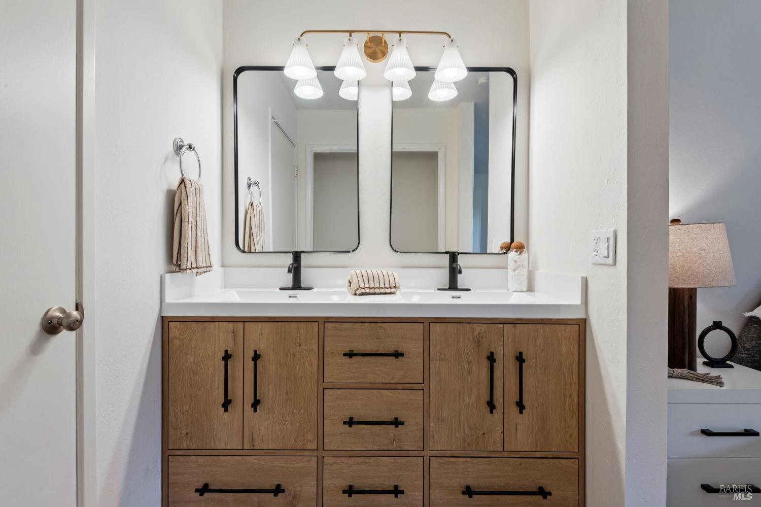 34 Tomahawk Drive San Anselmo CA 94960