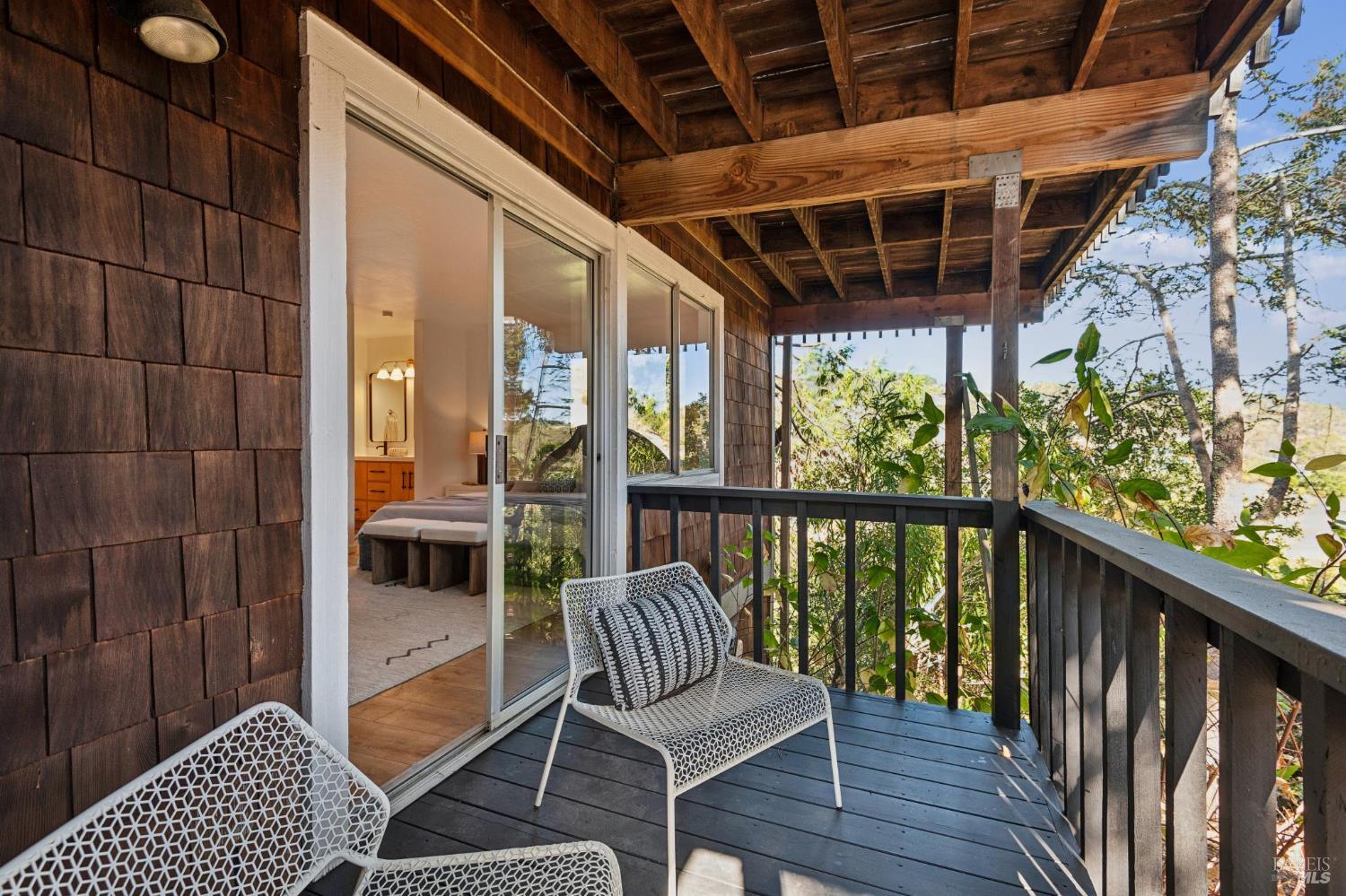 34 Tomahawk Drive San Anselmo CA 94960