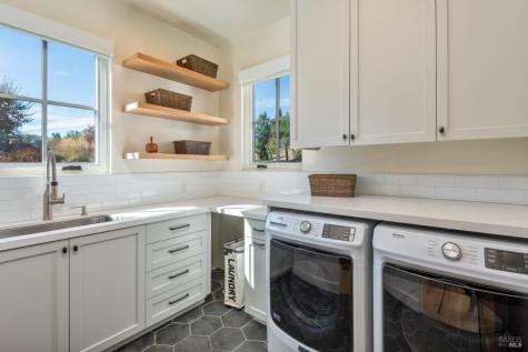 4200 Old Vineyard Lane Santa Rosa CA 95404