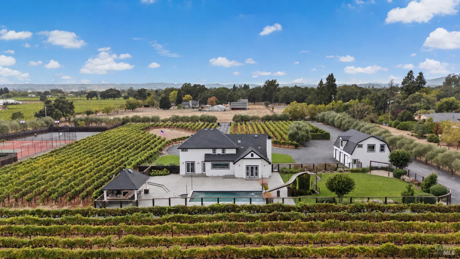 1626 Abramson Road Santa Rosa CA 95401