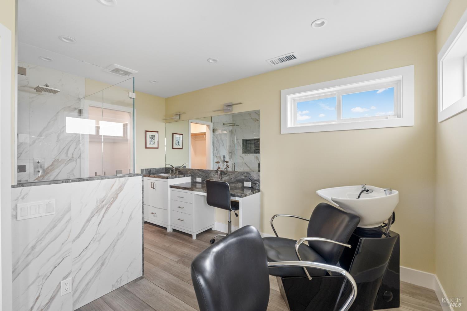 1626 Abramson Road Santa Rosa CA 95401