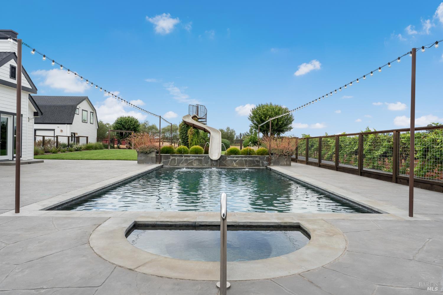 1626 Abramson Road Santa Rosa CA 95401