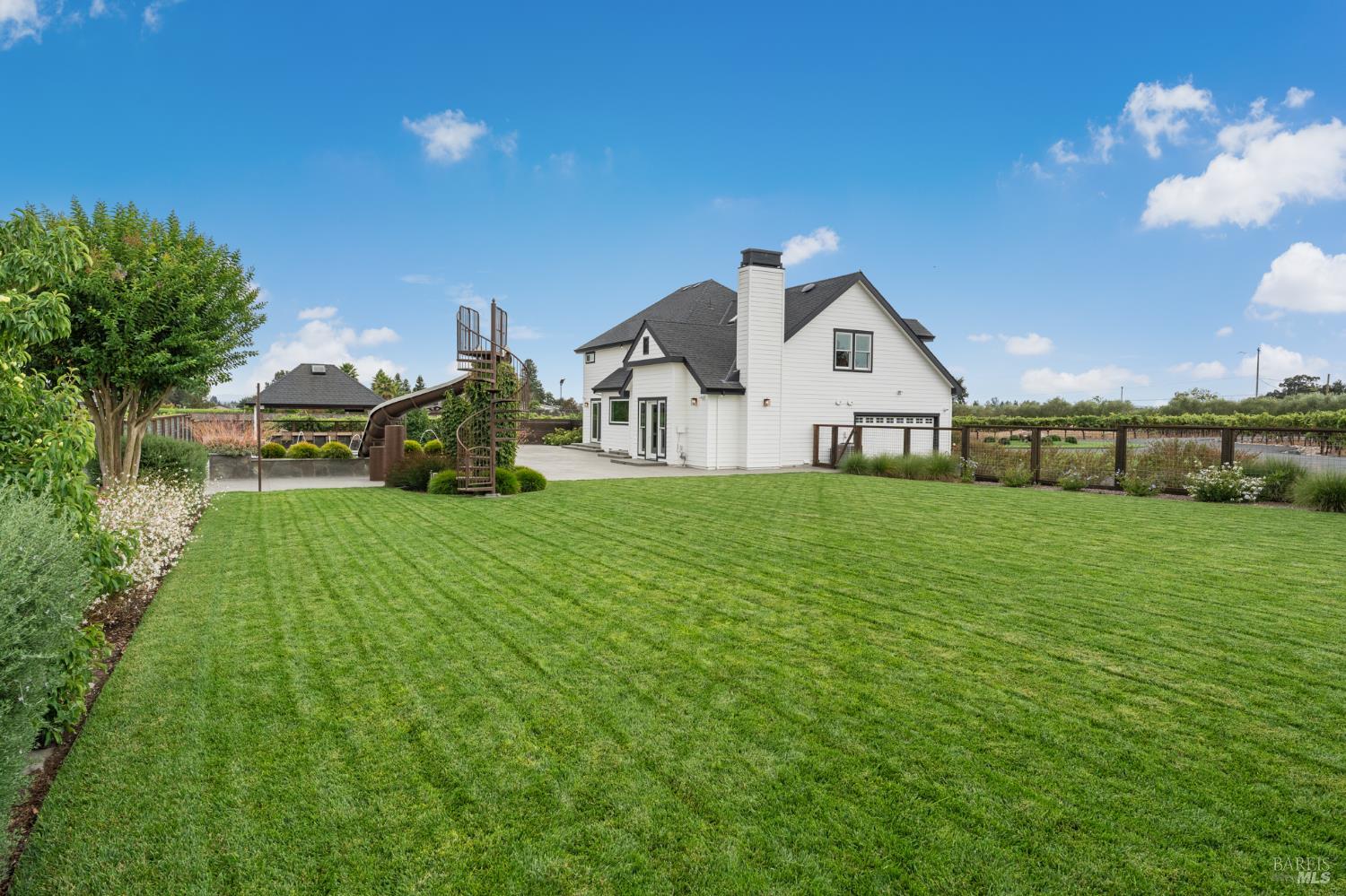 1626 Abramson Road Santa Rosa CA 95401