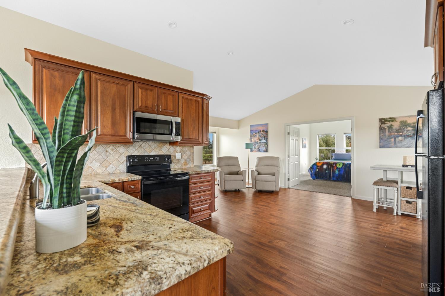 1626 Abramson Road Santa Rosa CA 95401