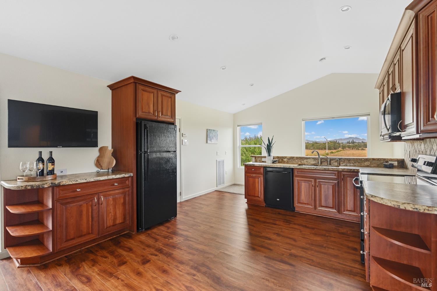 1626 Abramson Road Santa Rosa CA 95401