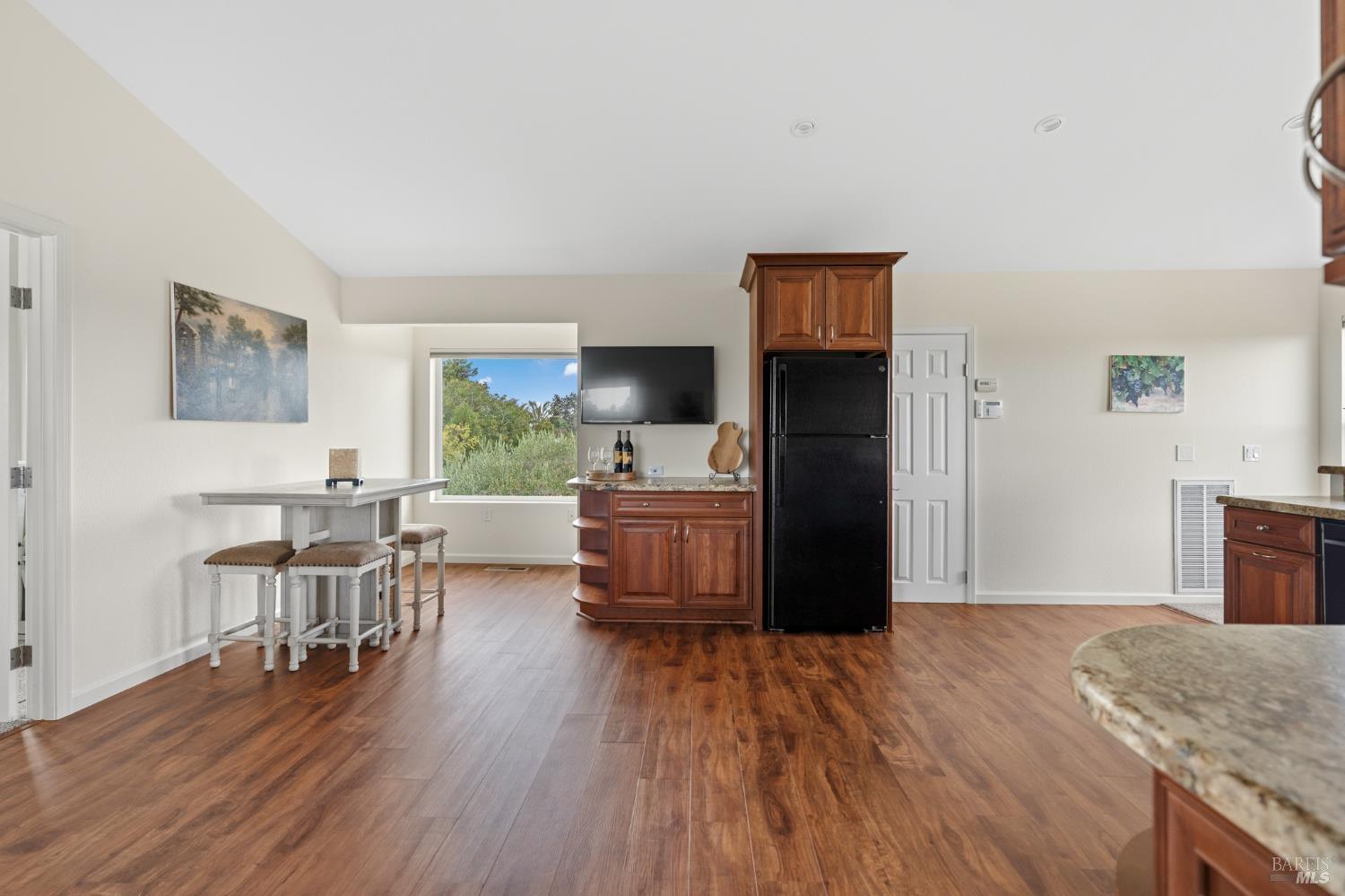 1626 Abramson Road Santa Rosa CA 95401