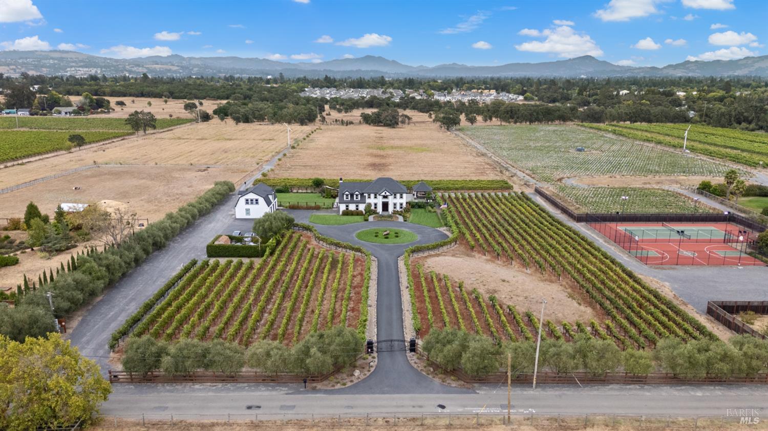 1626 Abramson Road Santa Rosa CA 95401