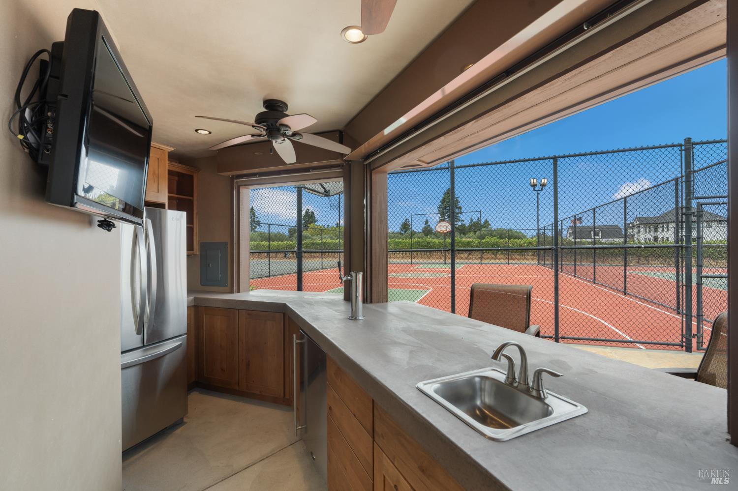 1626 Abramson Road Santa Rosa CA 95401