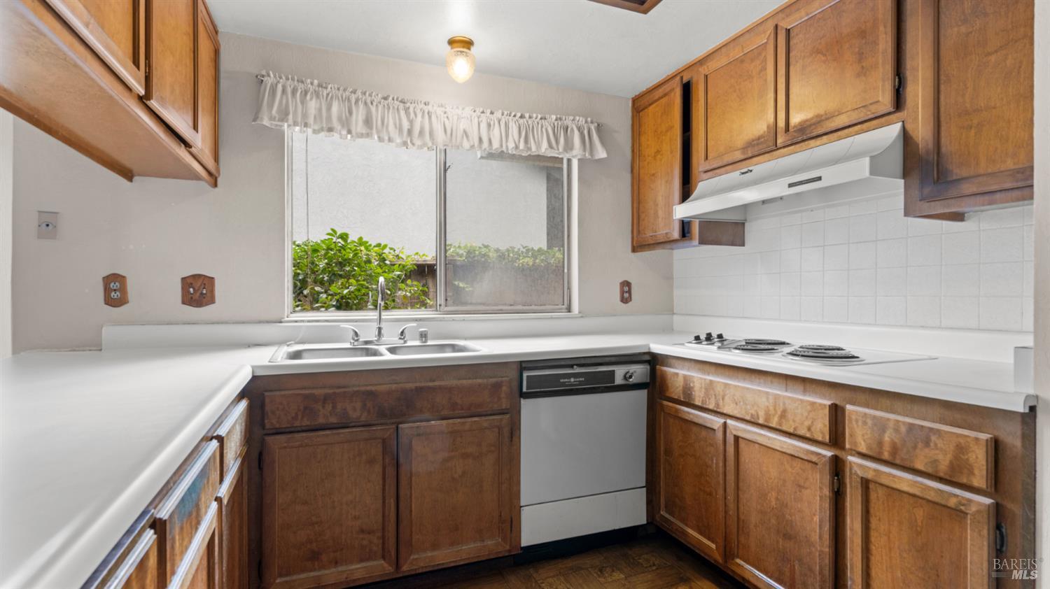 1917 Clydesdale Way Petaluma CA 94954