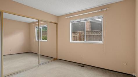 1917 Clydesdale Way Petaluma CA 94954