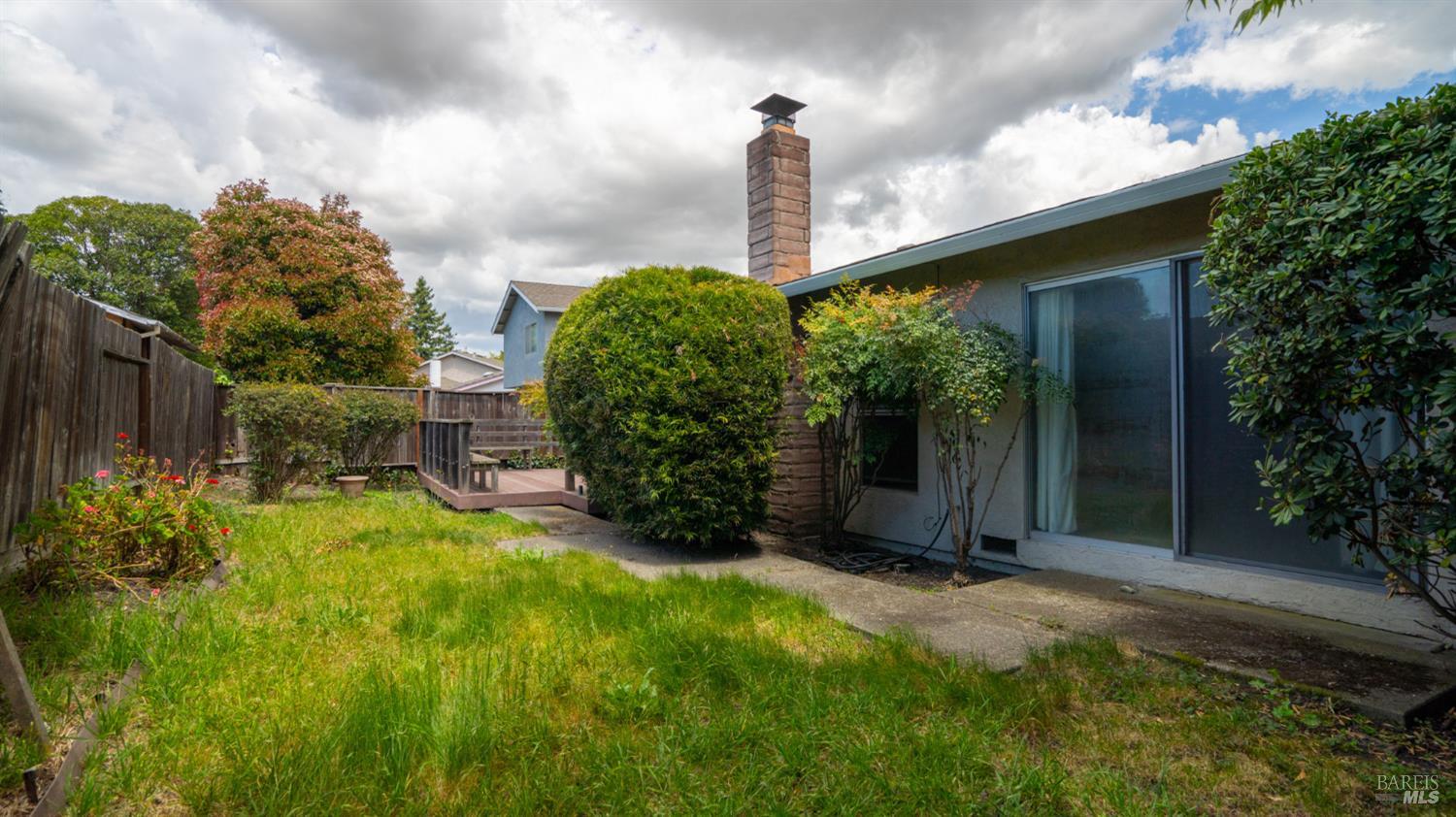 1917 Clydesdale Way Petaluma CA 94954