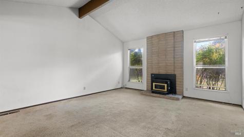 1917 Clydesdale Way Petaluma CA 94954