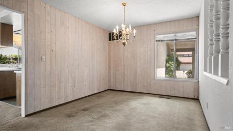1917 Clydesdale Way Petaluma CA 94954