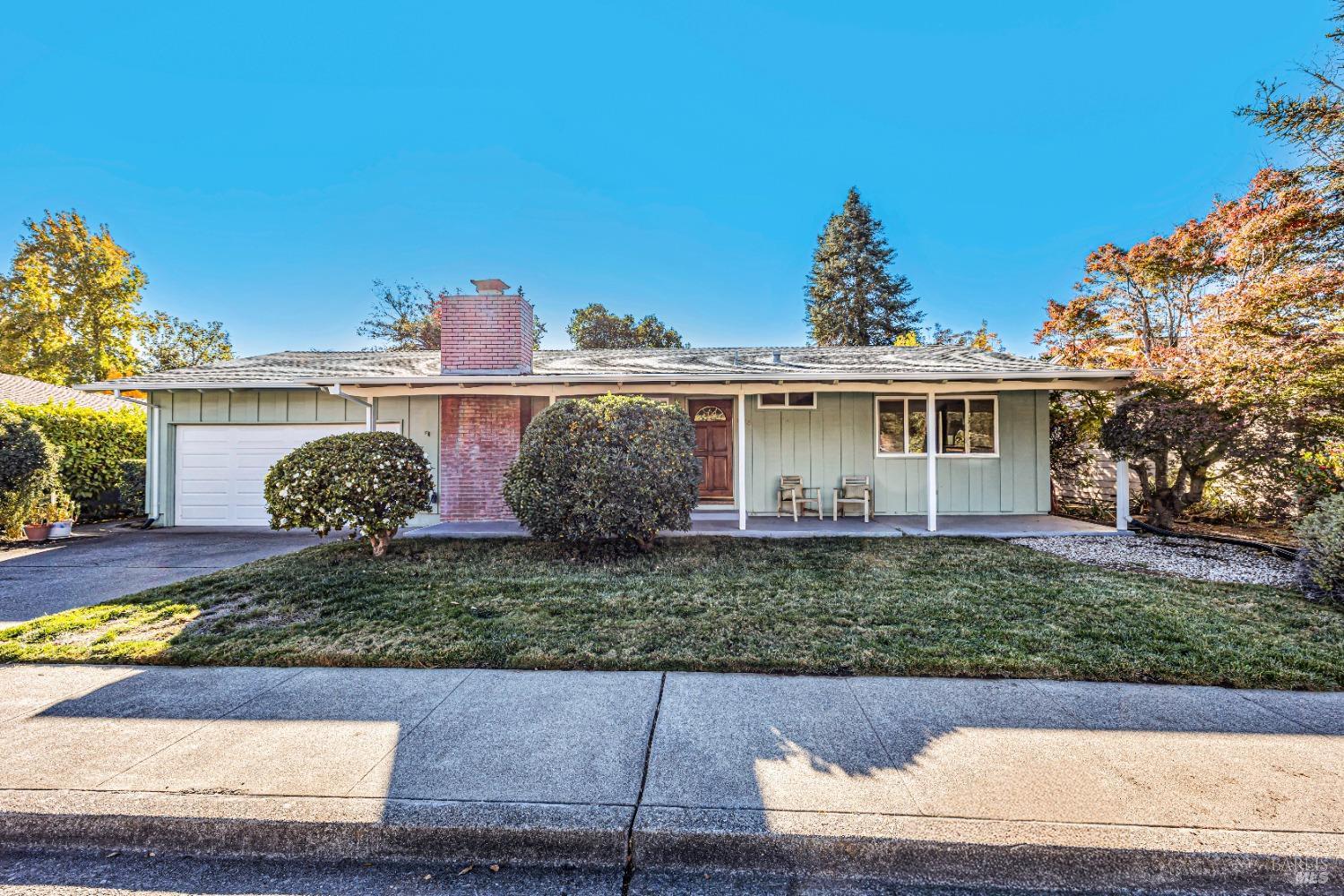 6930 Oak Leaf Drive Santa Rosa CA 95409