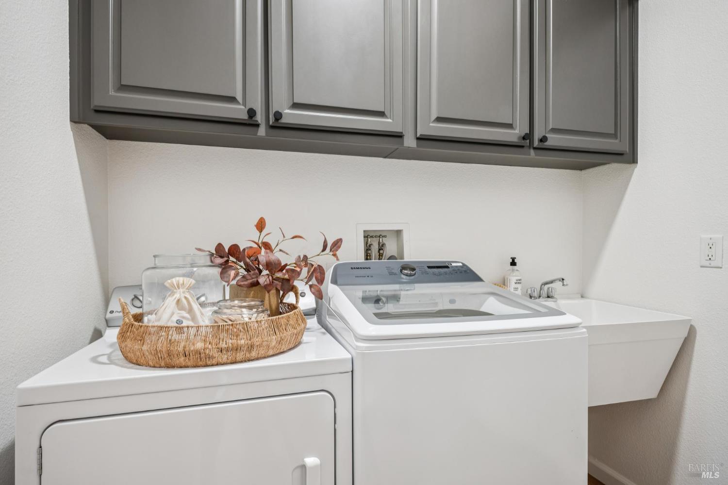 83 Vista Marin Drive San Rafael CA 94903