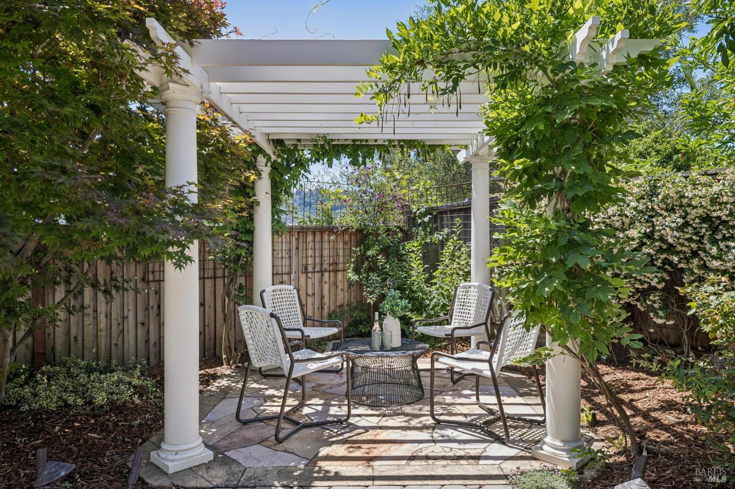 83 Vista Marin Drive San Rafael CA 94903