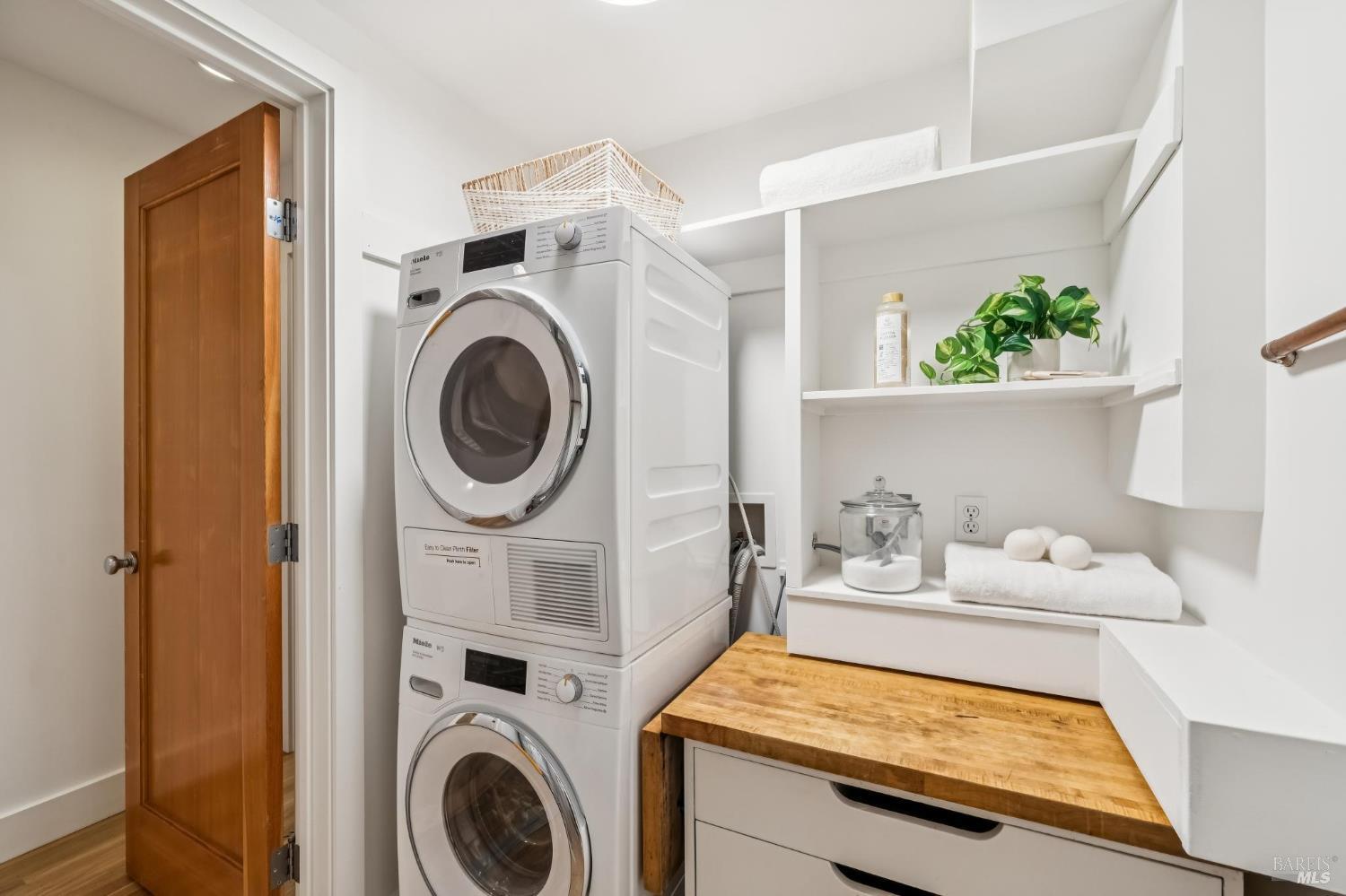 1033 Colusa Avenue Berkeley CA 94707