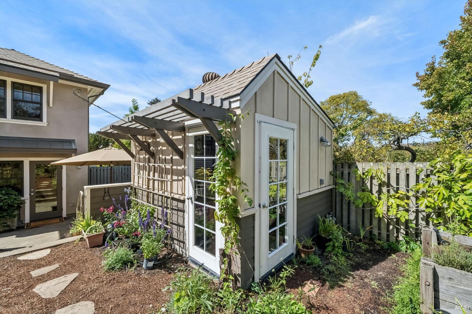 1033 Colusa Avenue Berkeley CA 94707