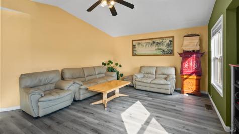 5036 Algiers Avenue Santa Rosa CA 95409