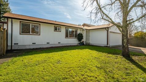 5036 Algiers Avenue Santa Rosa CA 95409