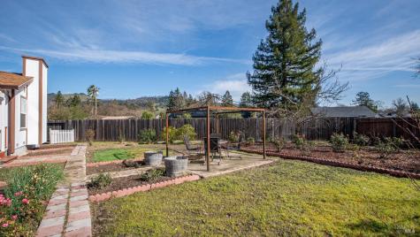 5036 Algiers Avenue Santa Rosa CA 95409