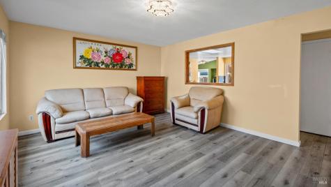 5036 Algiers Avenue Santa Rosa CA 95409