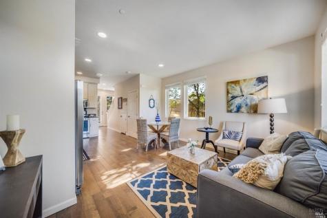 1988 Las Ventanas Drive Santa Rosa CA 95407