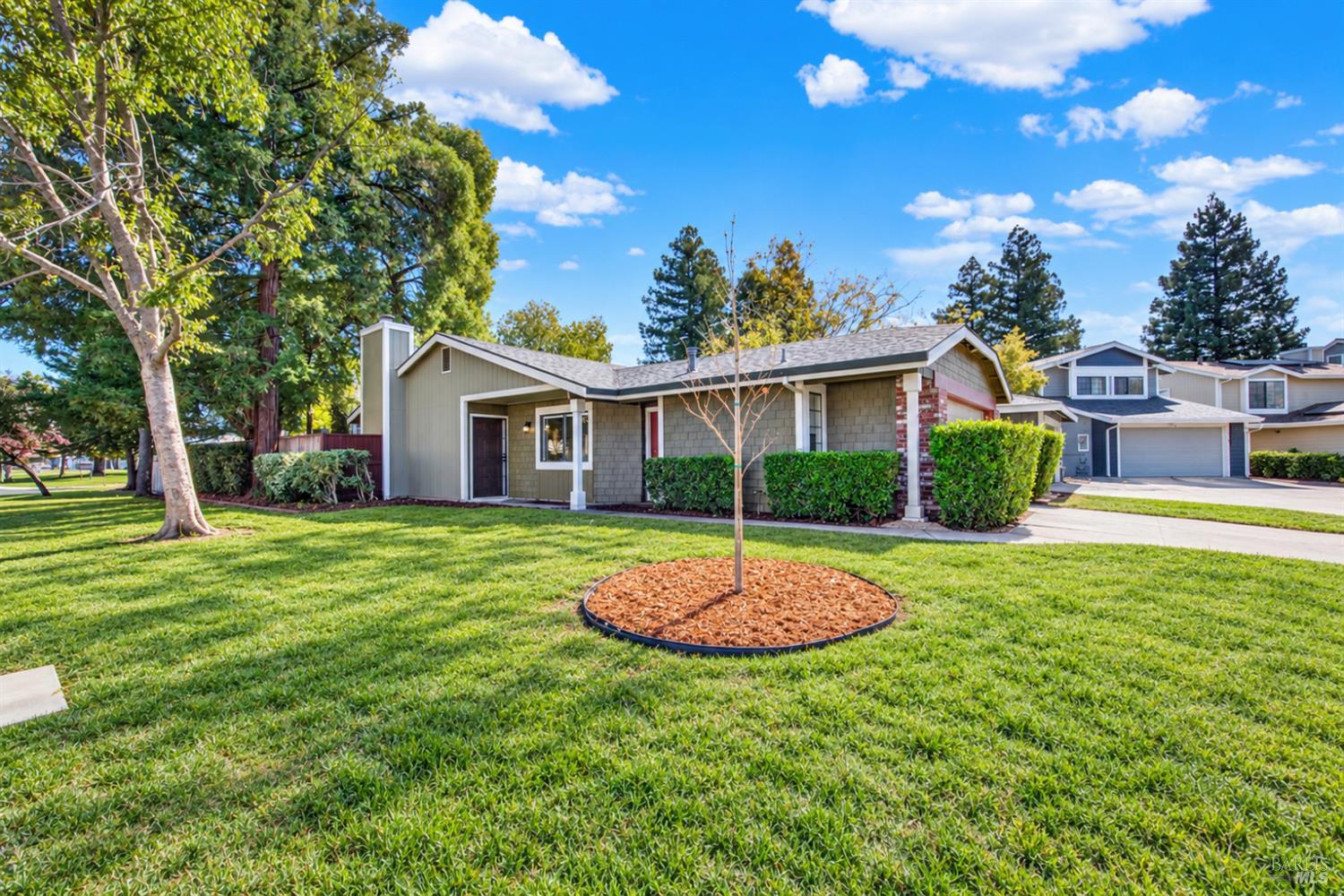100 Old Glory Lane Vacaville CA 95687