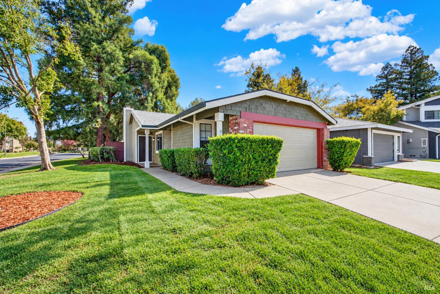 100 Old Glory Lane Vacaville CA 95687