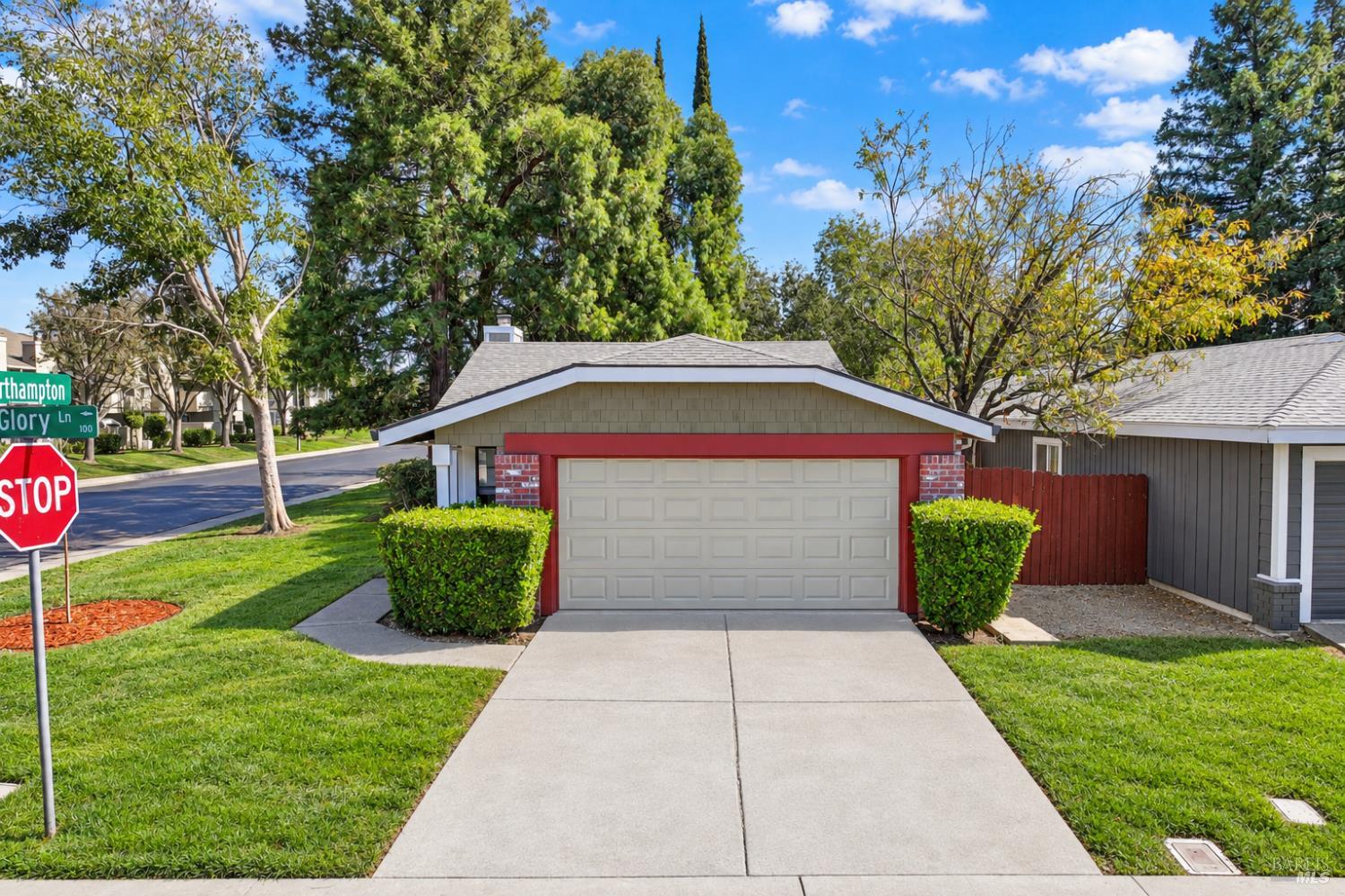 100 Old Glory Lane Vacaville CA 95687