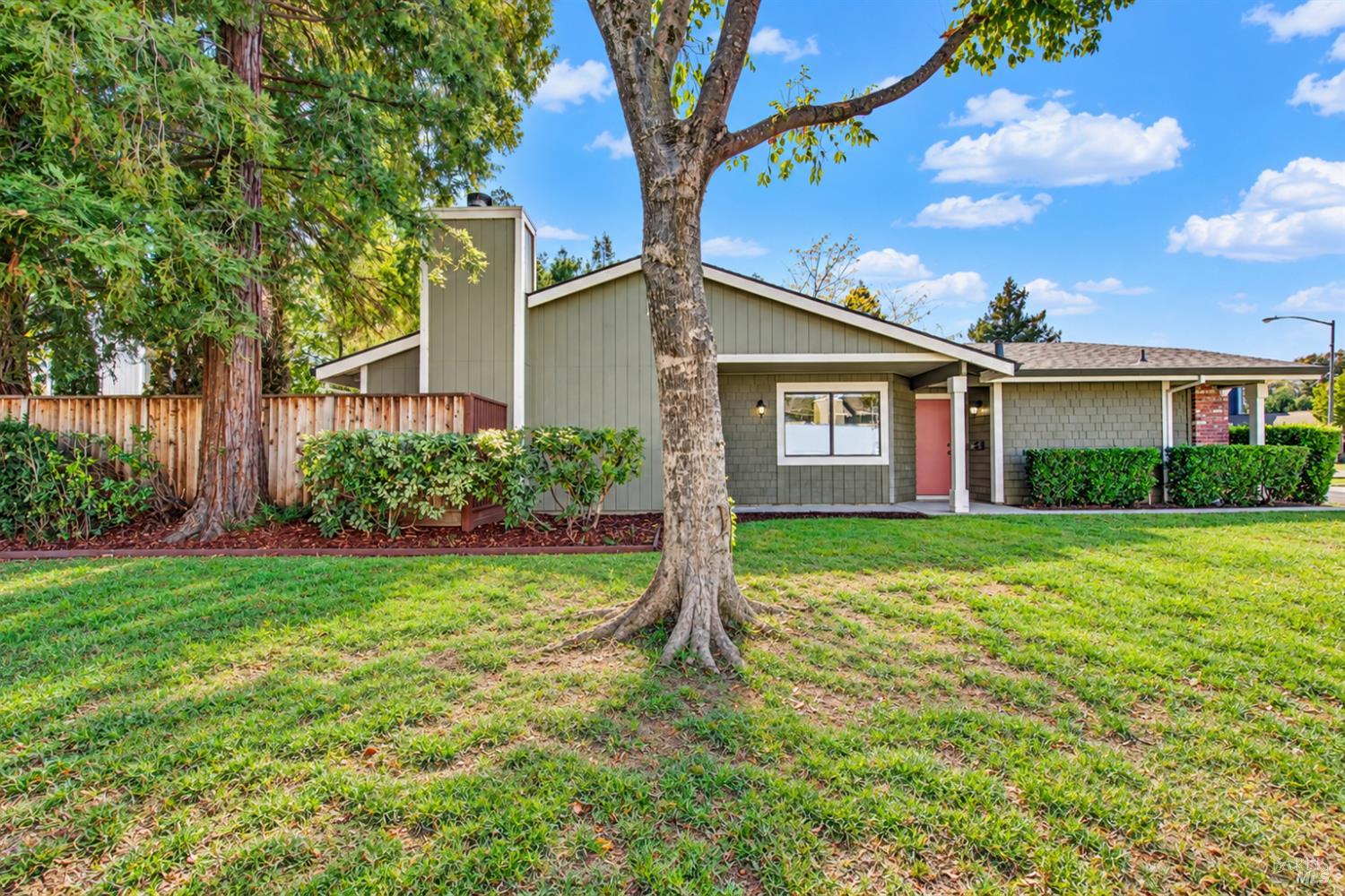 100 Old Glory Lane Vacaville CA 95687