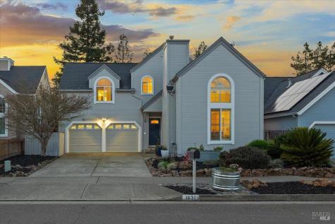 1631 Gamay Street Santa Rosa CA 95403