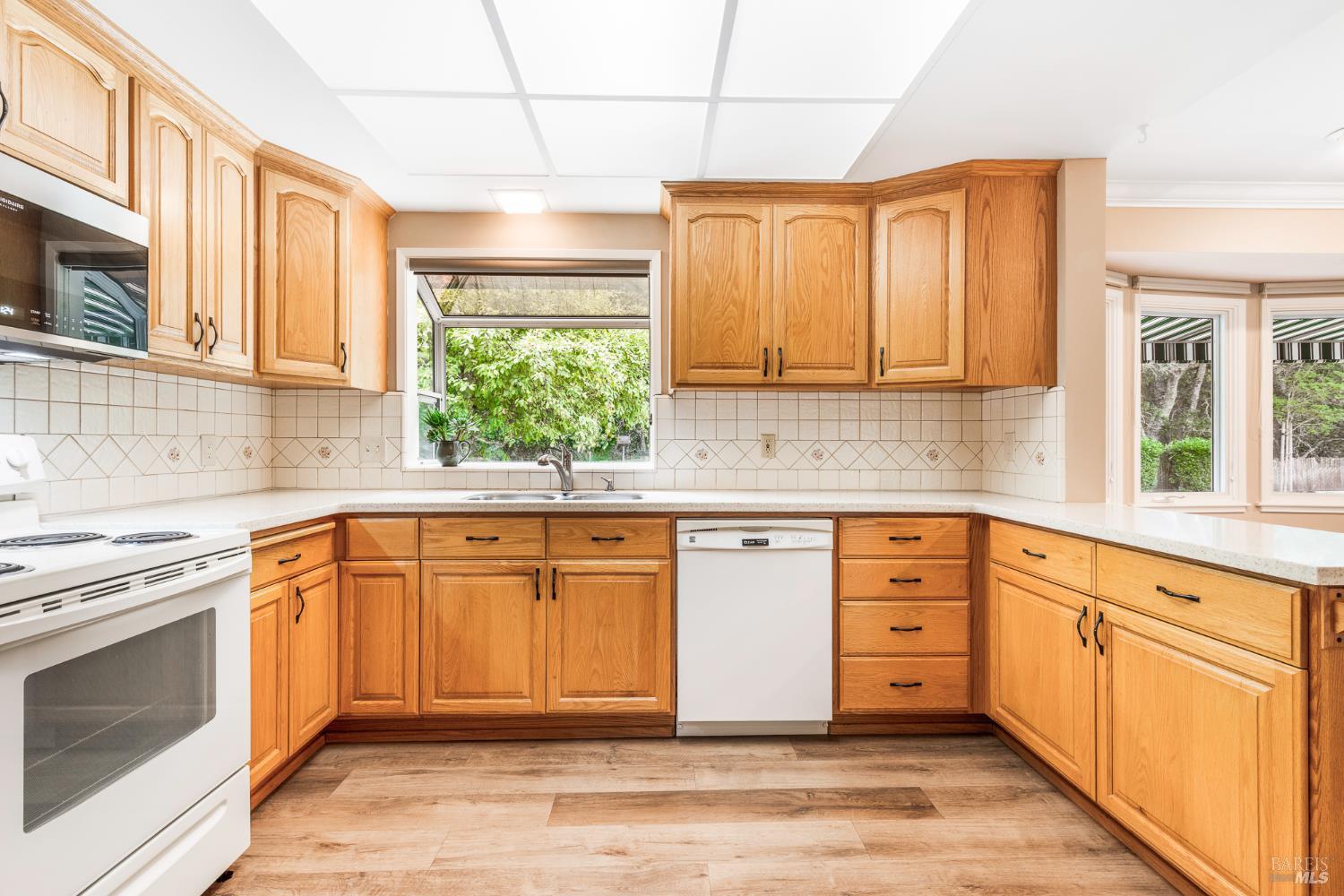 435 Meadowgreen Drive Santa Rosa CA 95409
