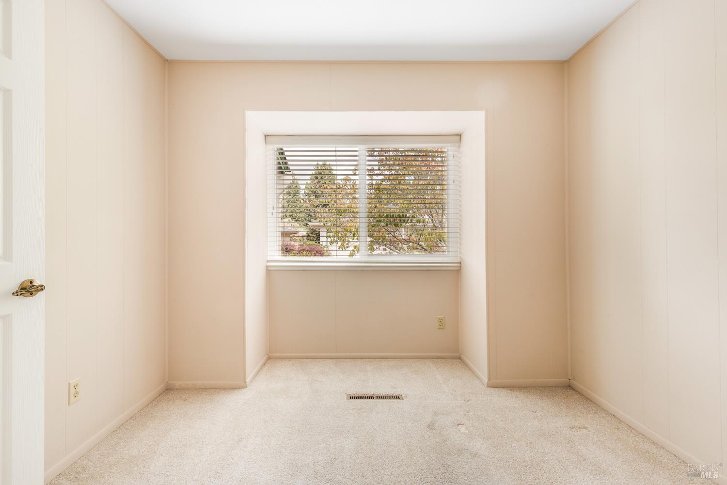 435 Meadowgreen Drive Santa Rosa CA 95409