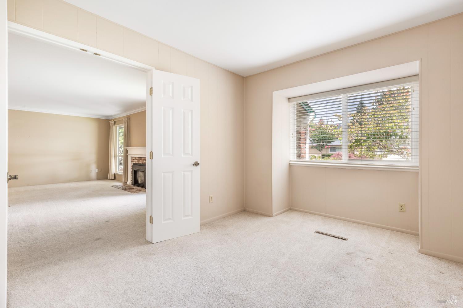 435 Meadowgreen Drive Santa Rosa CA 95409