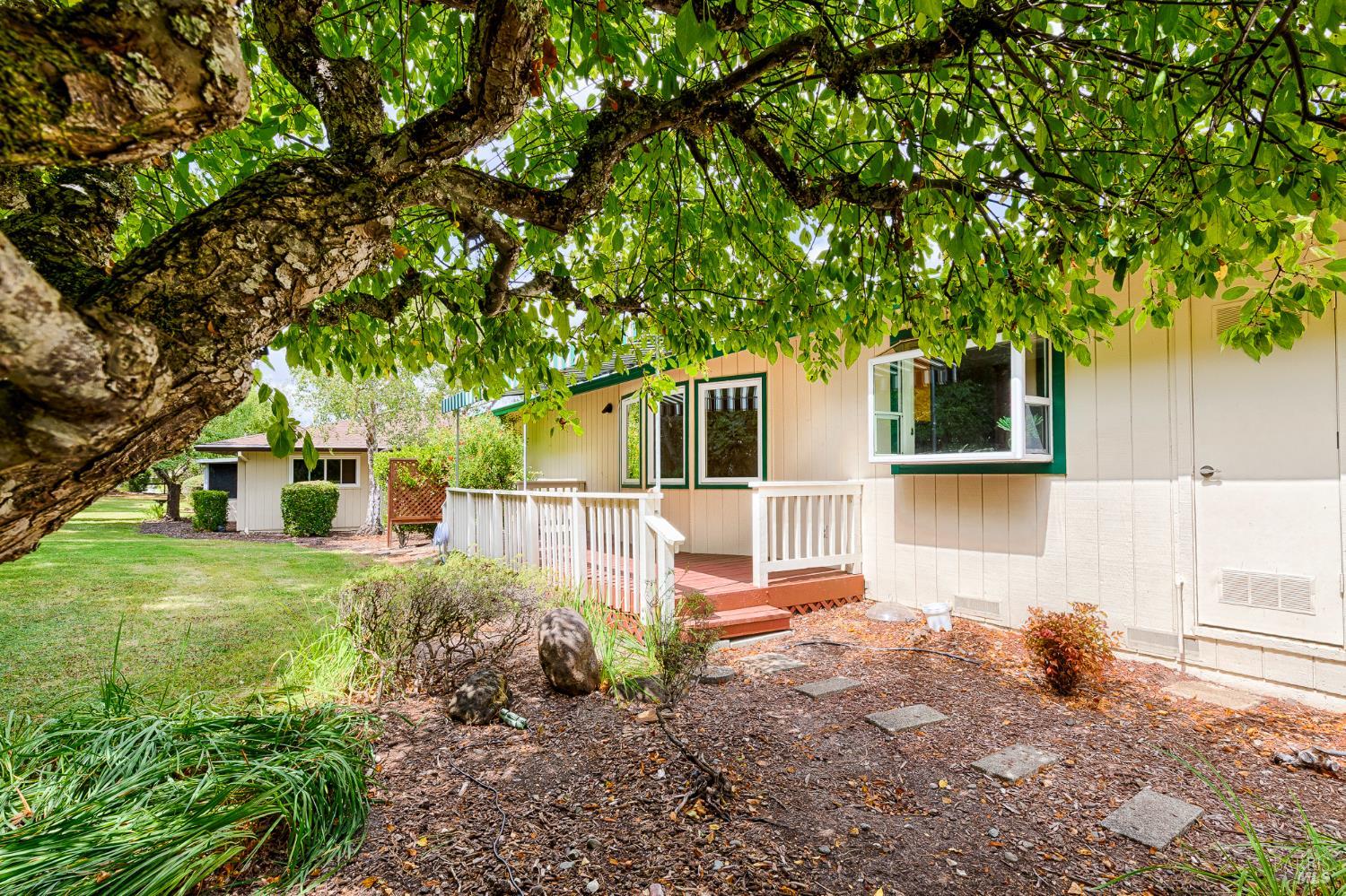 435 Meadowgreen Drive Santa Rosa CA 95409