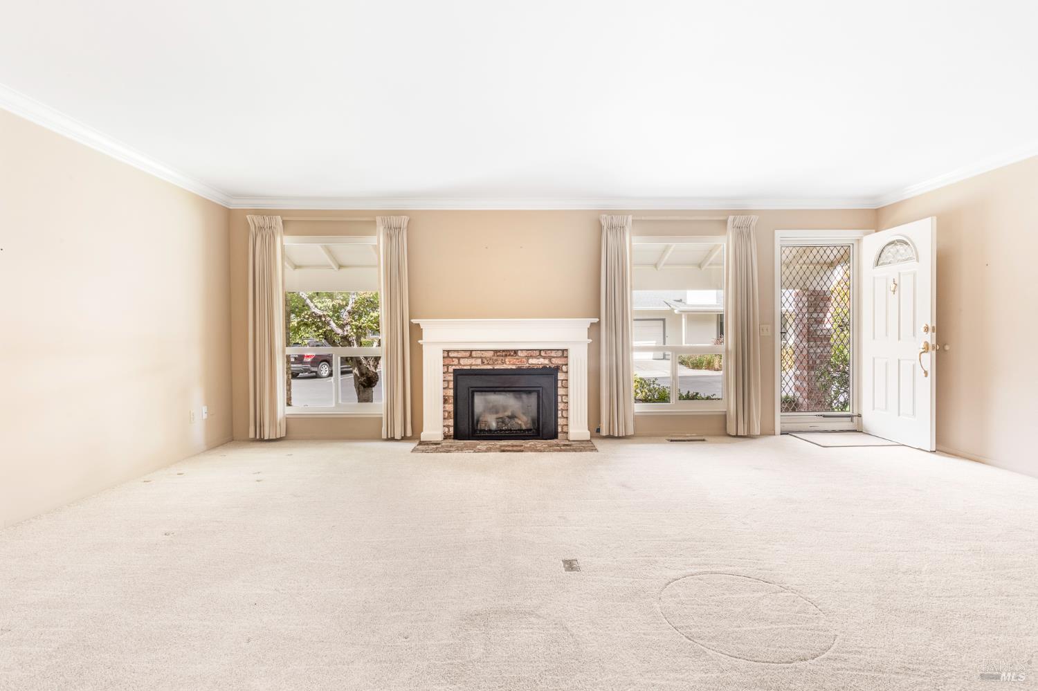 435 Meadowgreen Drive Santa Rosa CA 95409